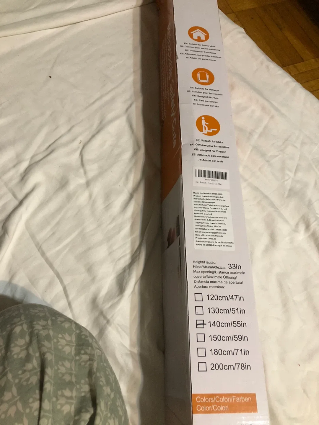 Retractable Safety Gate, White, New in Box image indicator(5)