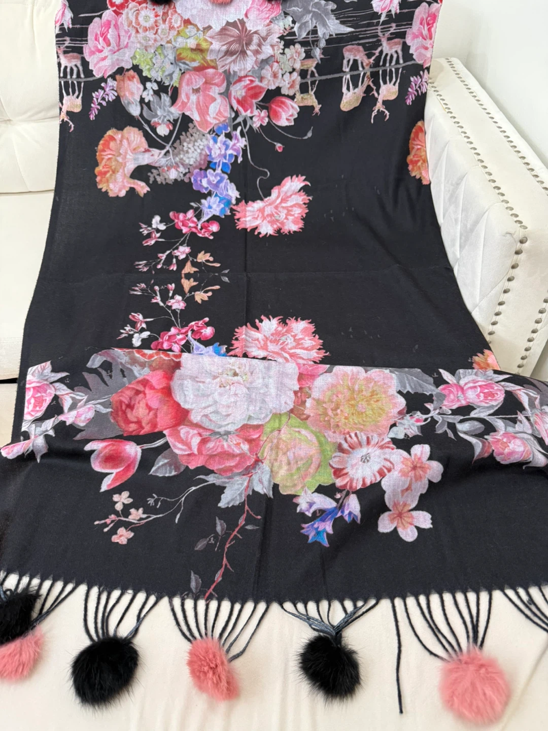 Floral Print Shawl with Pom Pom Tassels - Black - photo 5