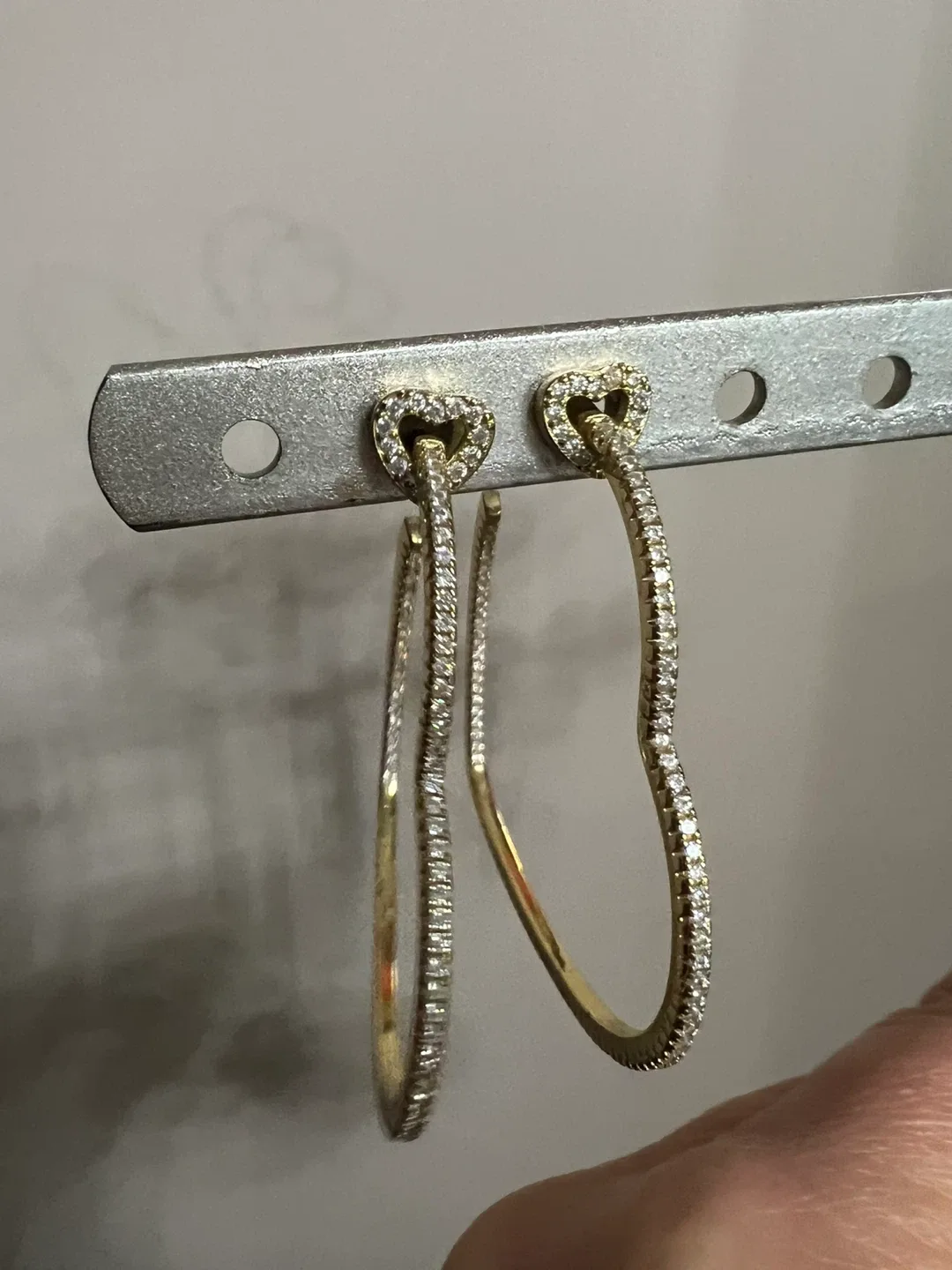 Heart Hoop Earrings - Gold Tone