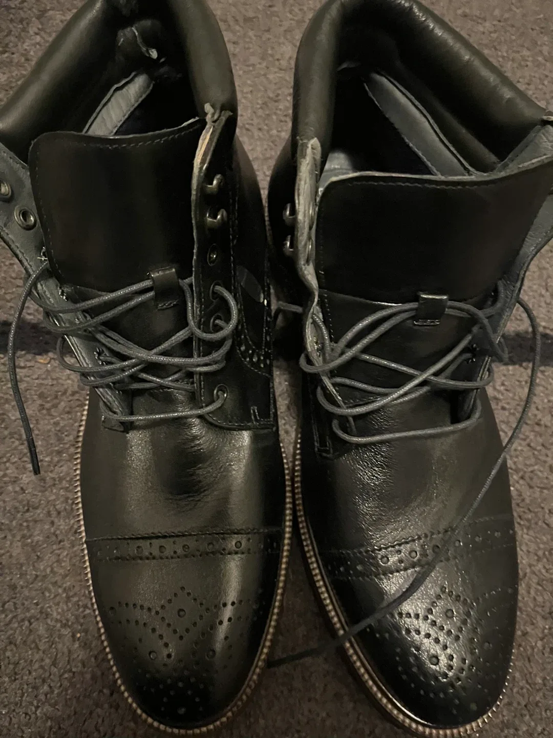 Johnston & Murphy Black Leather Boots - Size 9 image indicator(5)
