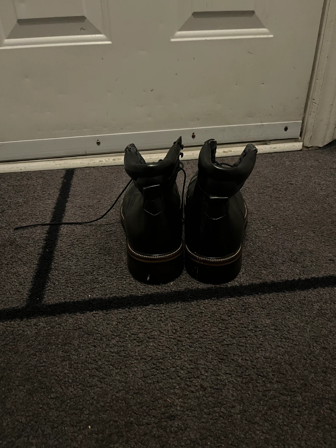 Johnston & Murphy Black Leather Boots - Size 9 - photo 2
