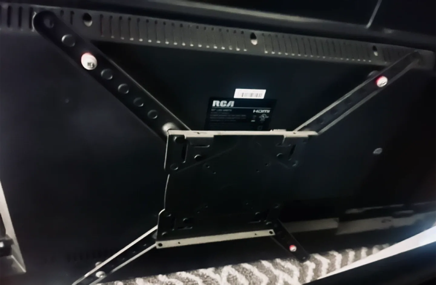 RCA 65" LED UHDTV - Model RTU6549-C image indicator(3)