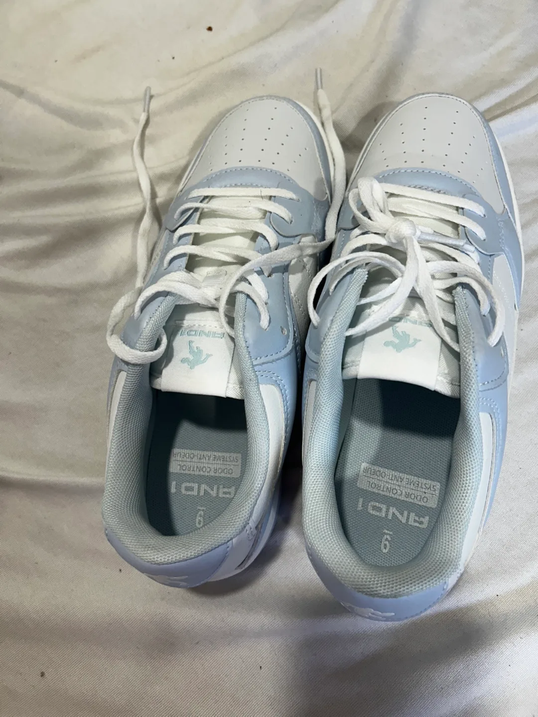 AND1 Athletic Shoes - Size 9 image indicator(3)