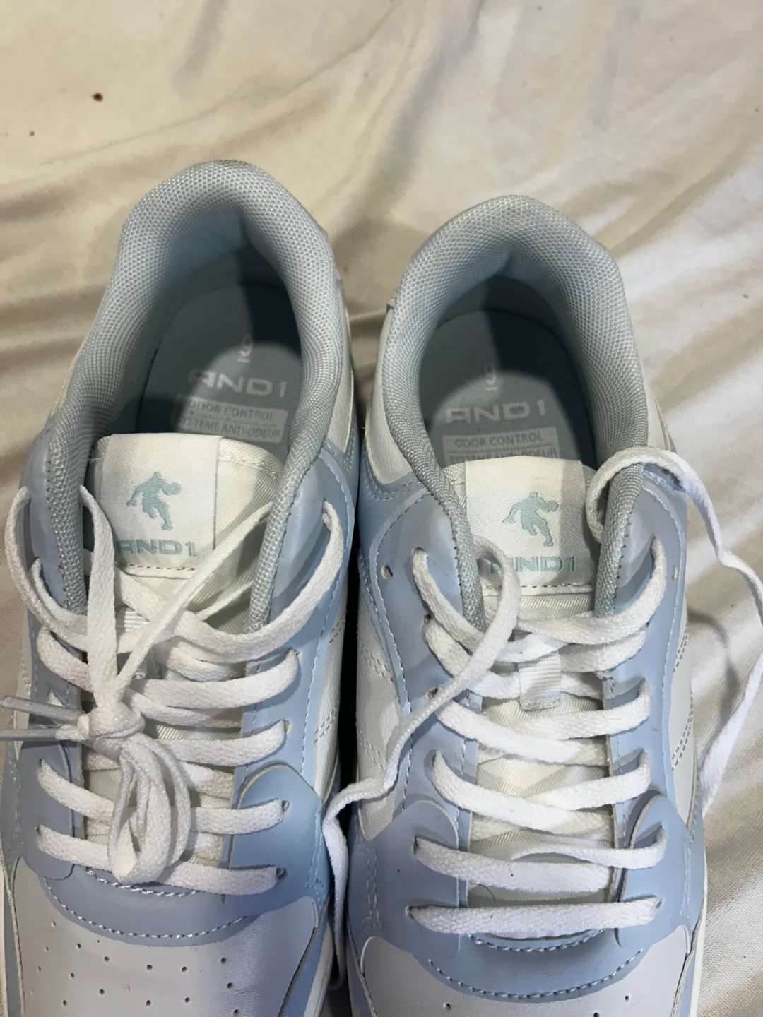 AND1 Athletic Shoes - Size 9 image indicator(5)