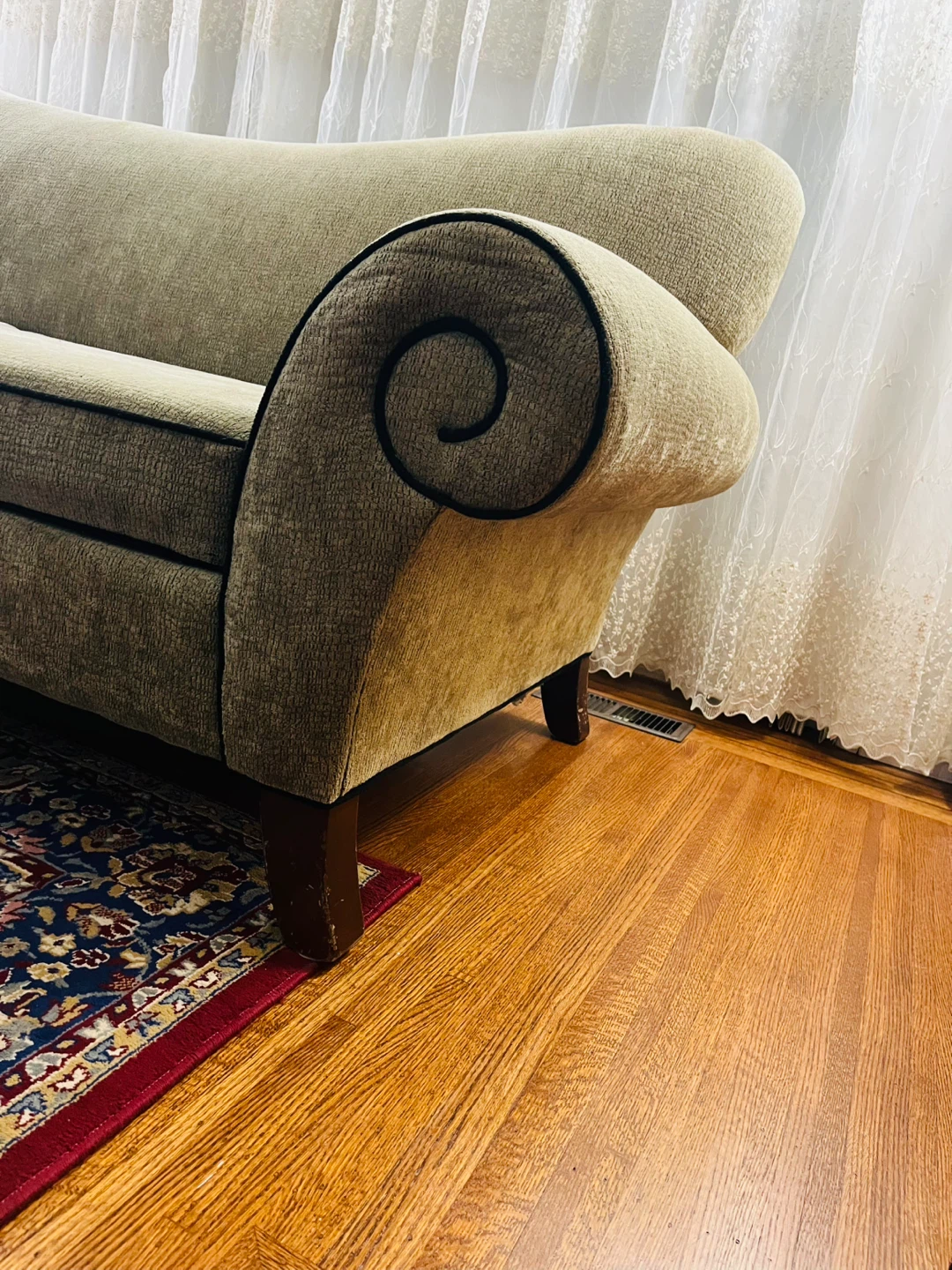 Comfortable Beige Sofa - photo 4