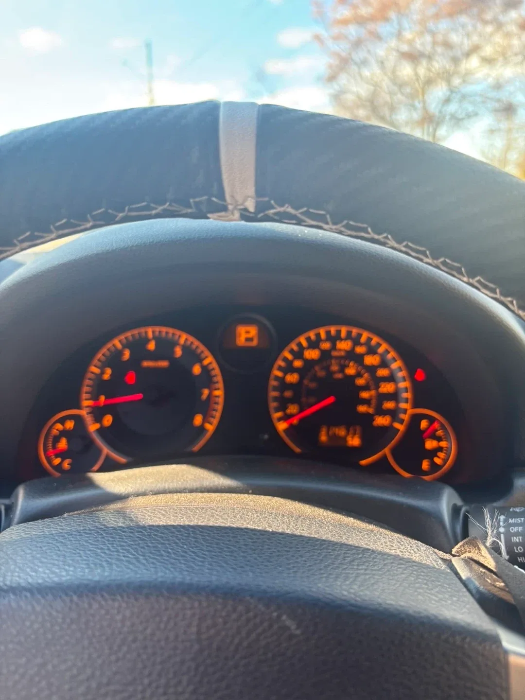 Infiniti G35 Coupe image indicator(4)