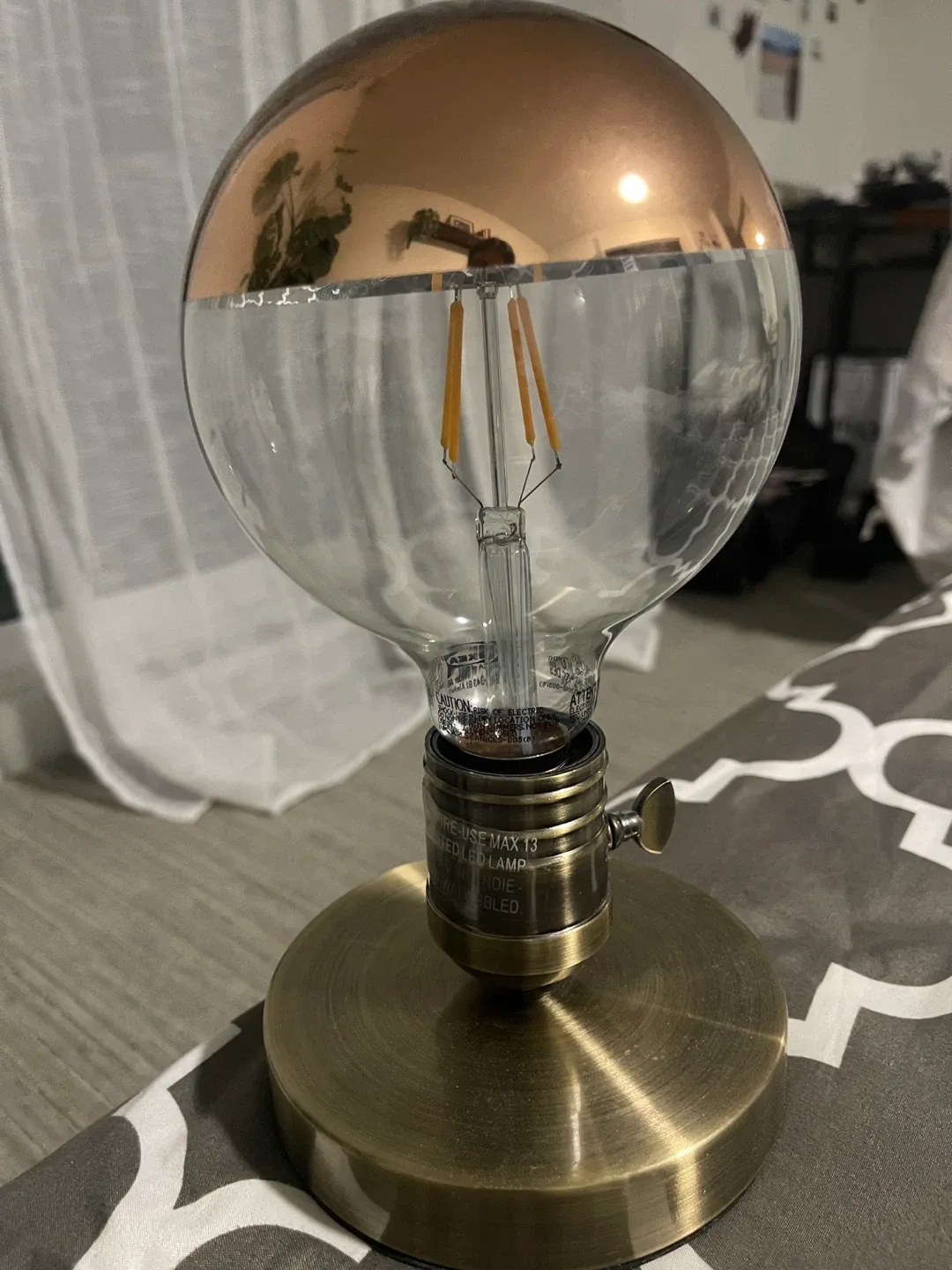 IKEA Megagram Table Lamp image indicator(3)
