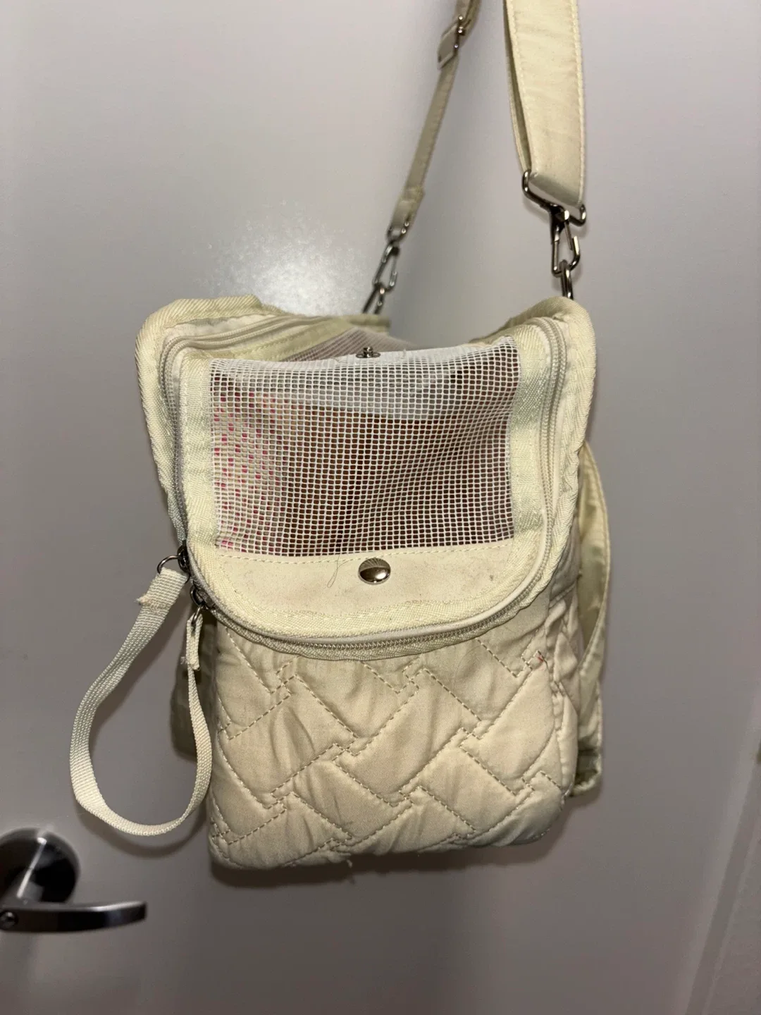 Quilted Pattern Pet Carrier Bag image indicator(4)