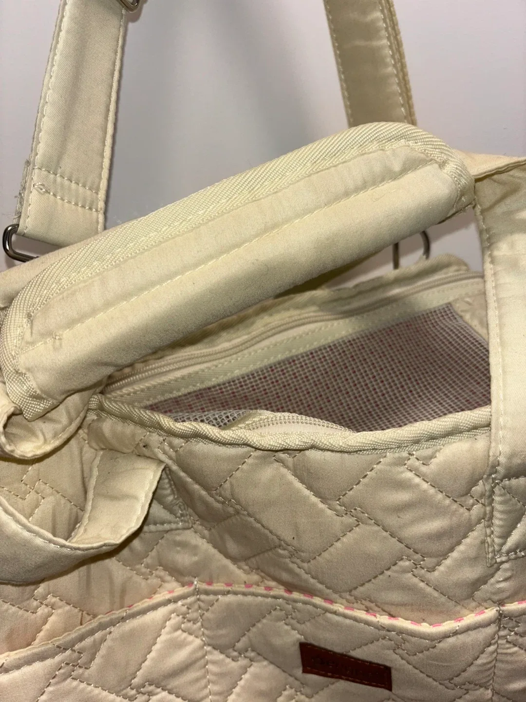 Quilted Pattern Pet Carrier Bag image indicator(6)