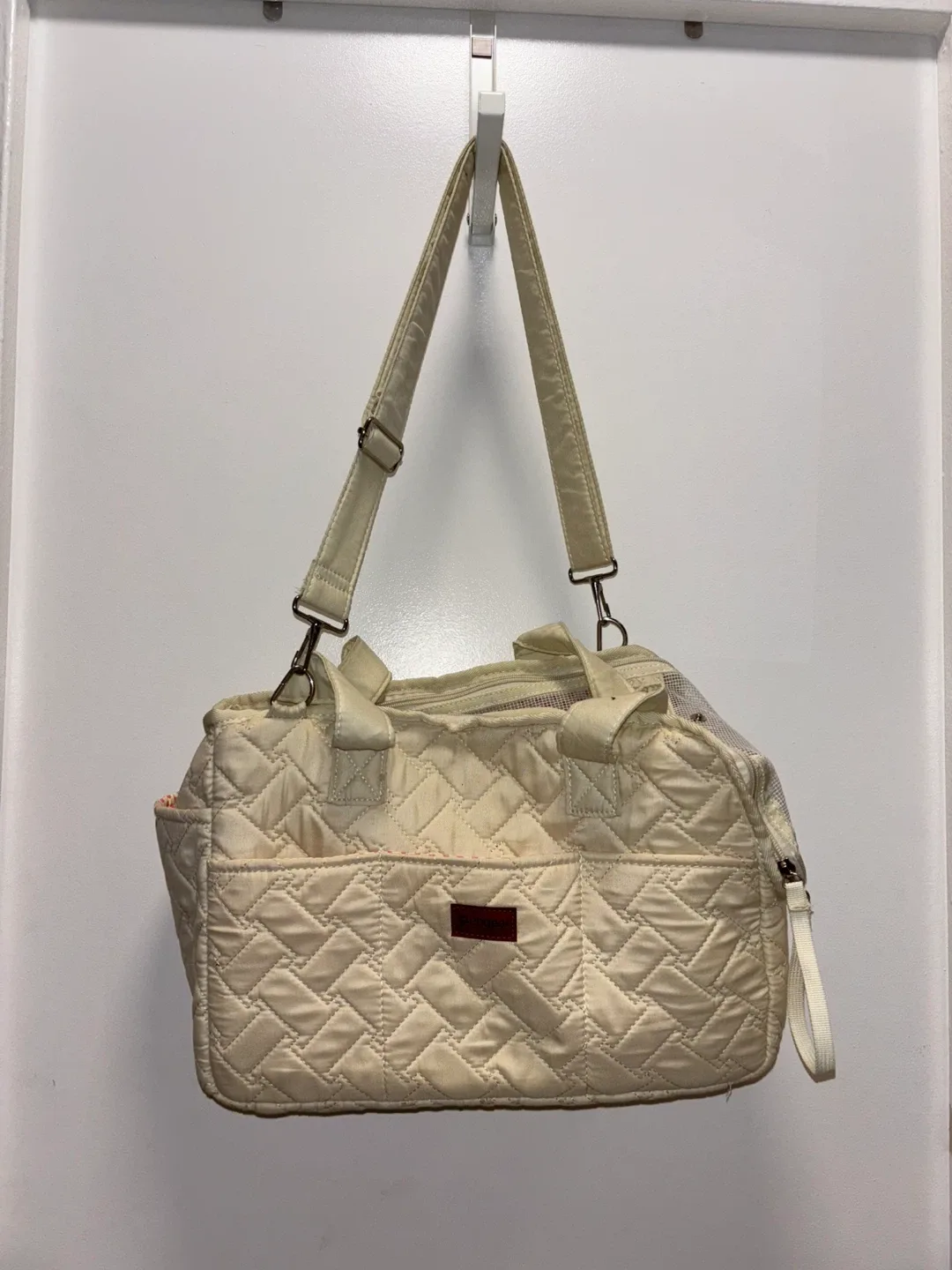 Quilted Pattern Pet Carrier Bag image indicator(8)