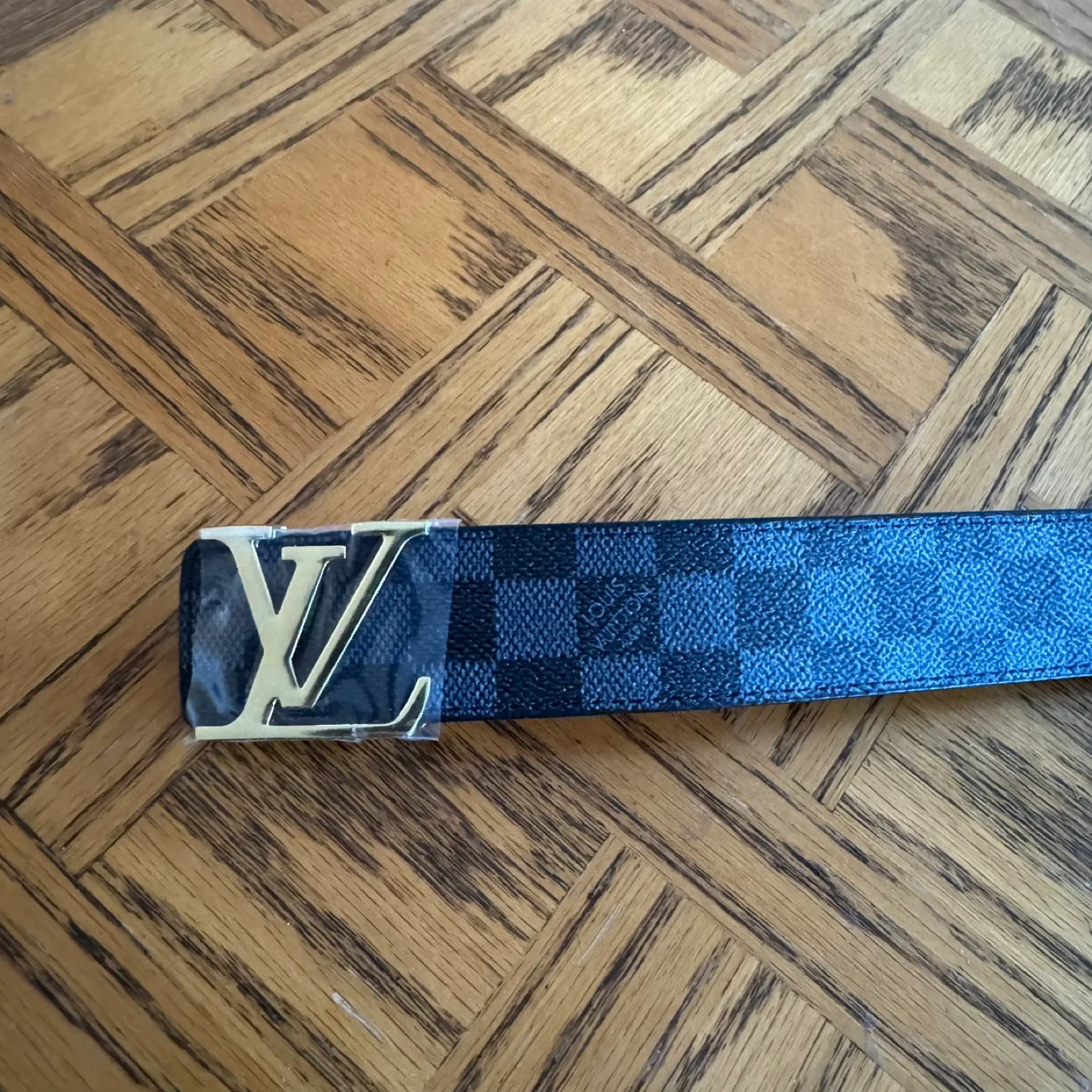 Louis Vuitton black Belt Size 42