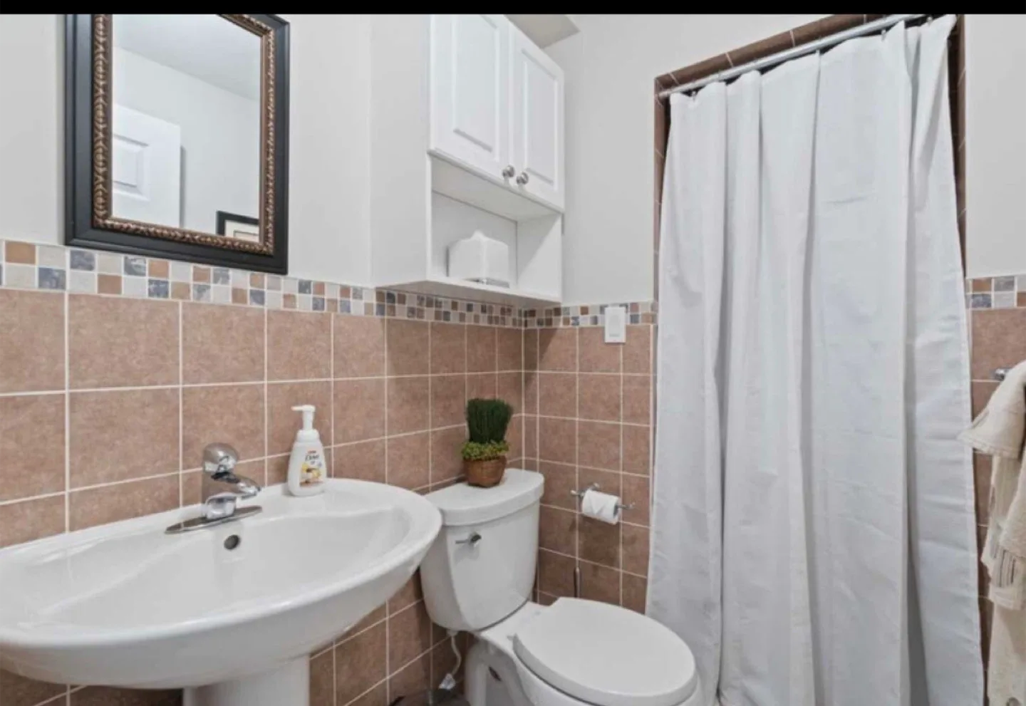 Studio basement image indicator(5)