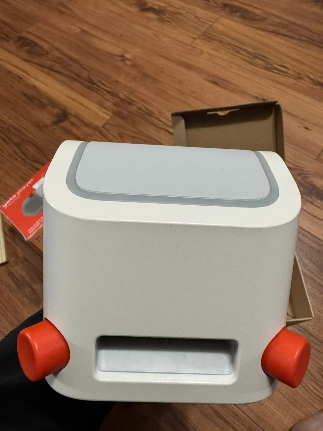 Yoto Player 3rd Generation - Audio Player for Kids image indicator(4)