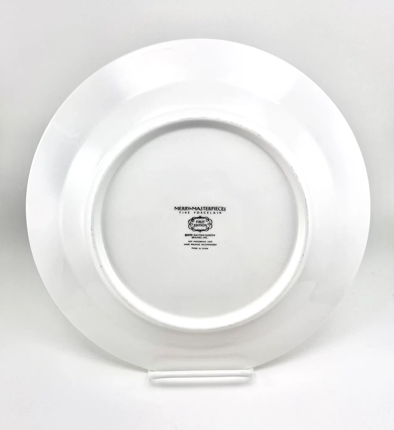 Set 4 funny Christmas dinner plates image indicator(5)