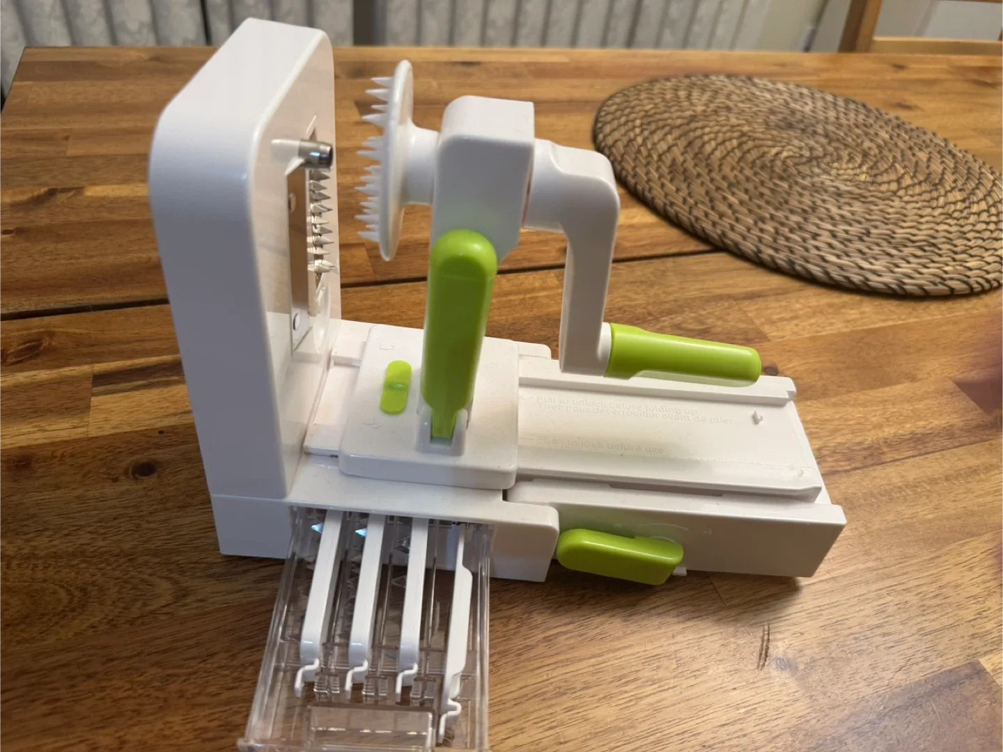 Manual Vegetable Chopper with Stainless Steel Blades image indicator(4)