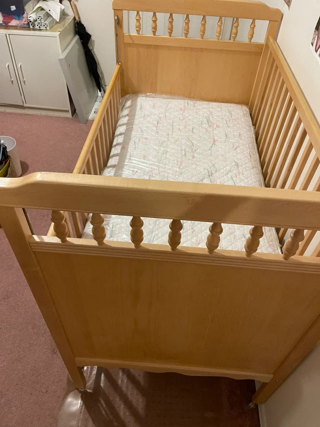 Wooden Baby Crib image indicator(2)