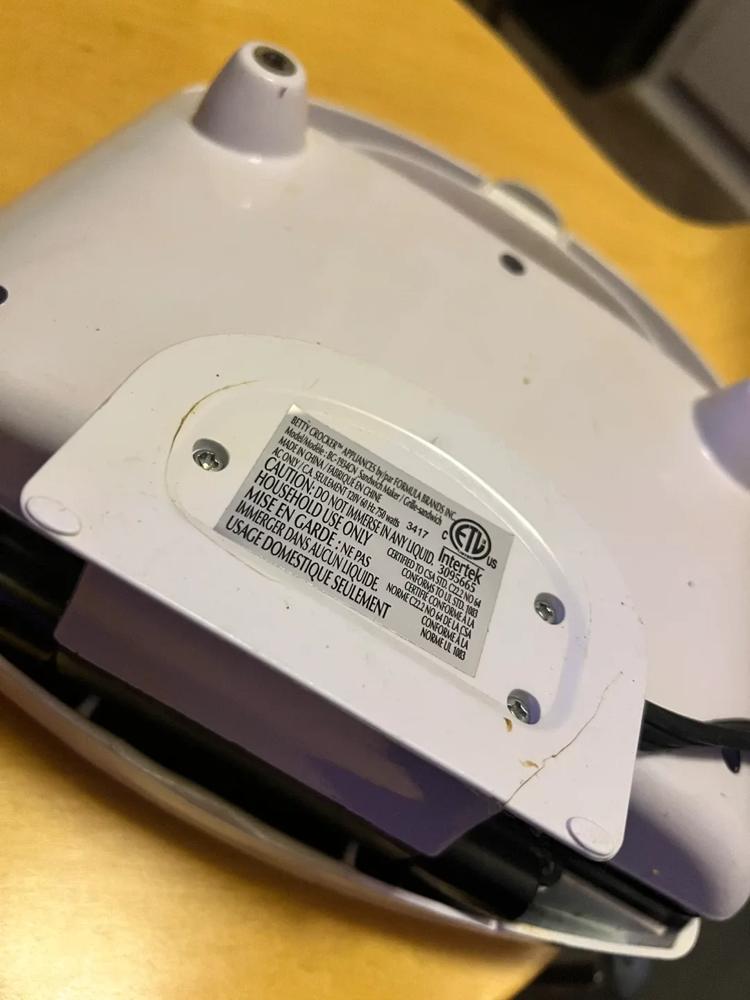 Betty Crocker Sandwich Maker image indicator(2)