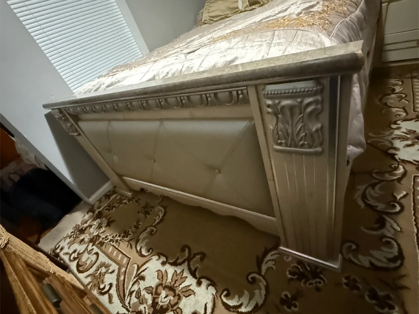 Elegant Queen Size Bed Frame with night stand and table lamp image indicator(5)