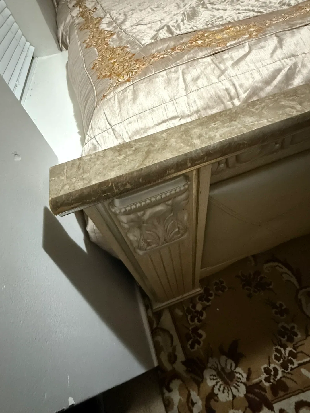 Elegant Queen Size Bed Frame with night stand and table lamp image indicator(9)