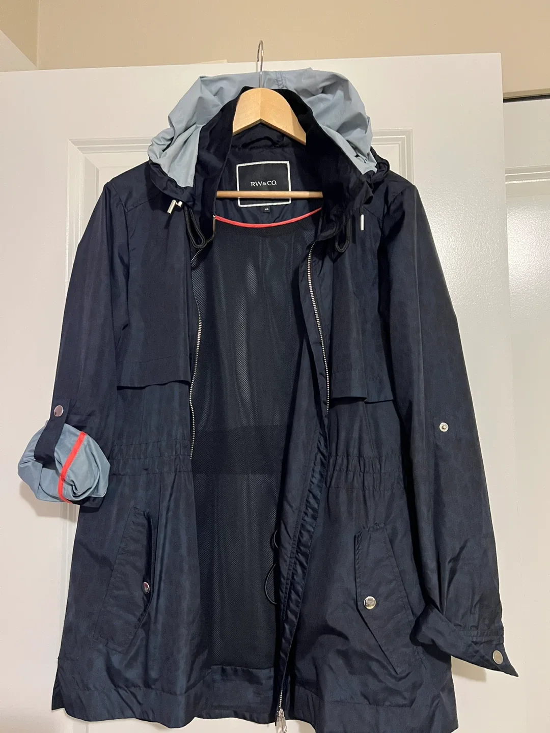 RW&CO. Black Rain Jacket - Size L image indicator(2)