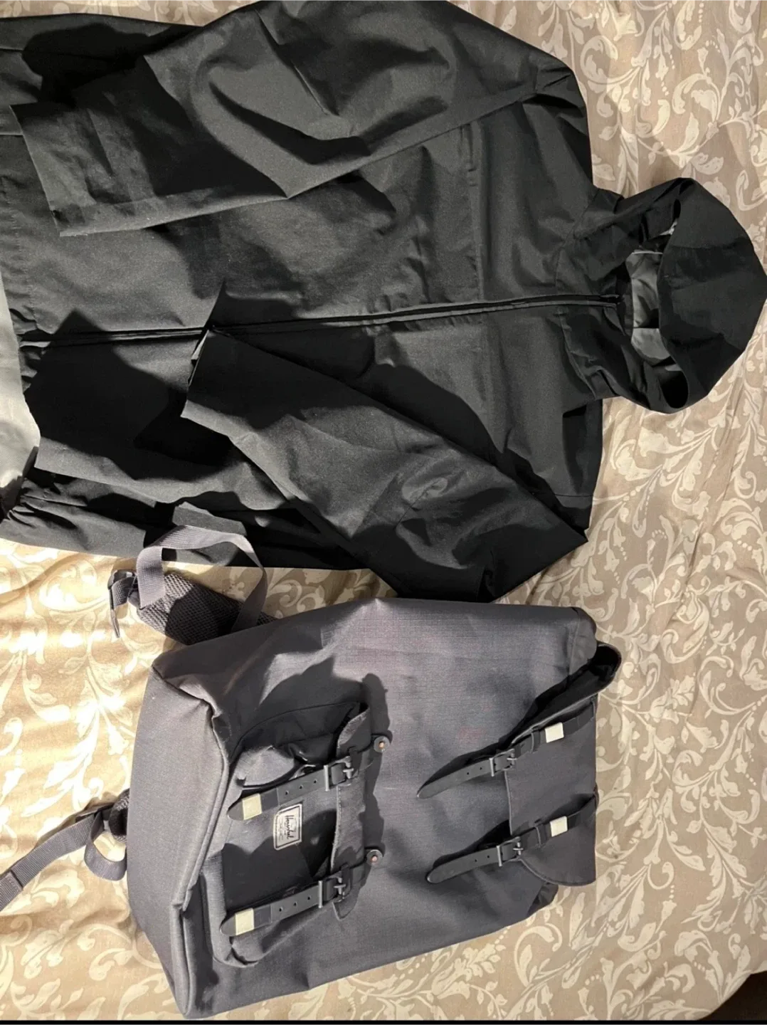 Herschel Backpack, Muji Black Jacket & Uniqlo grey jeans