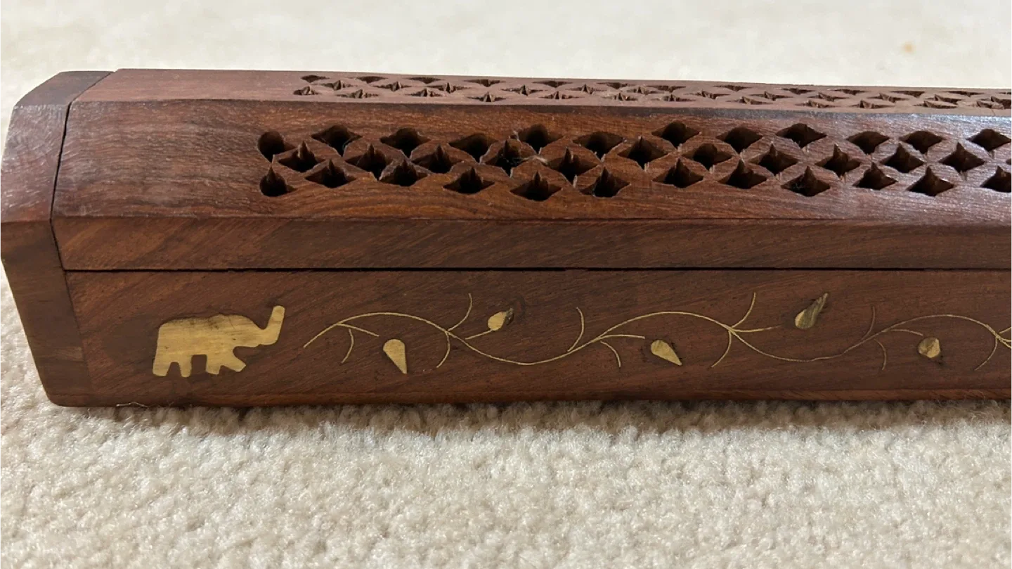 New Wooden Incense Box with Elephant Design image indicator(3)