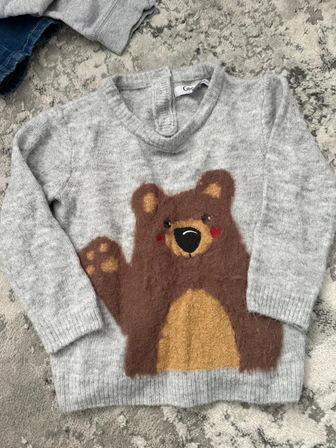 Kids' Adidas Outfit, Red Hoodie, & More! image indicator(10)