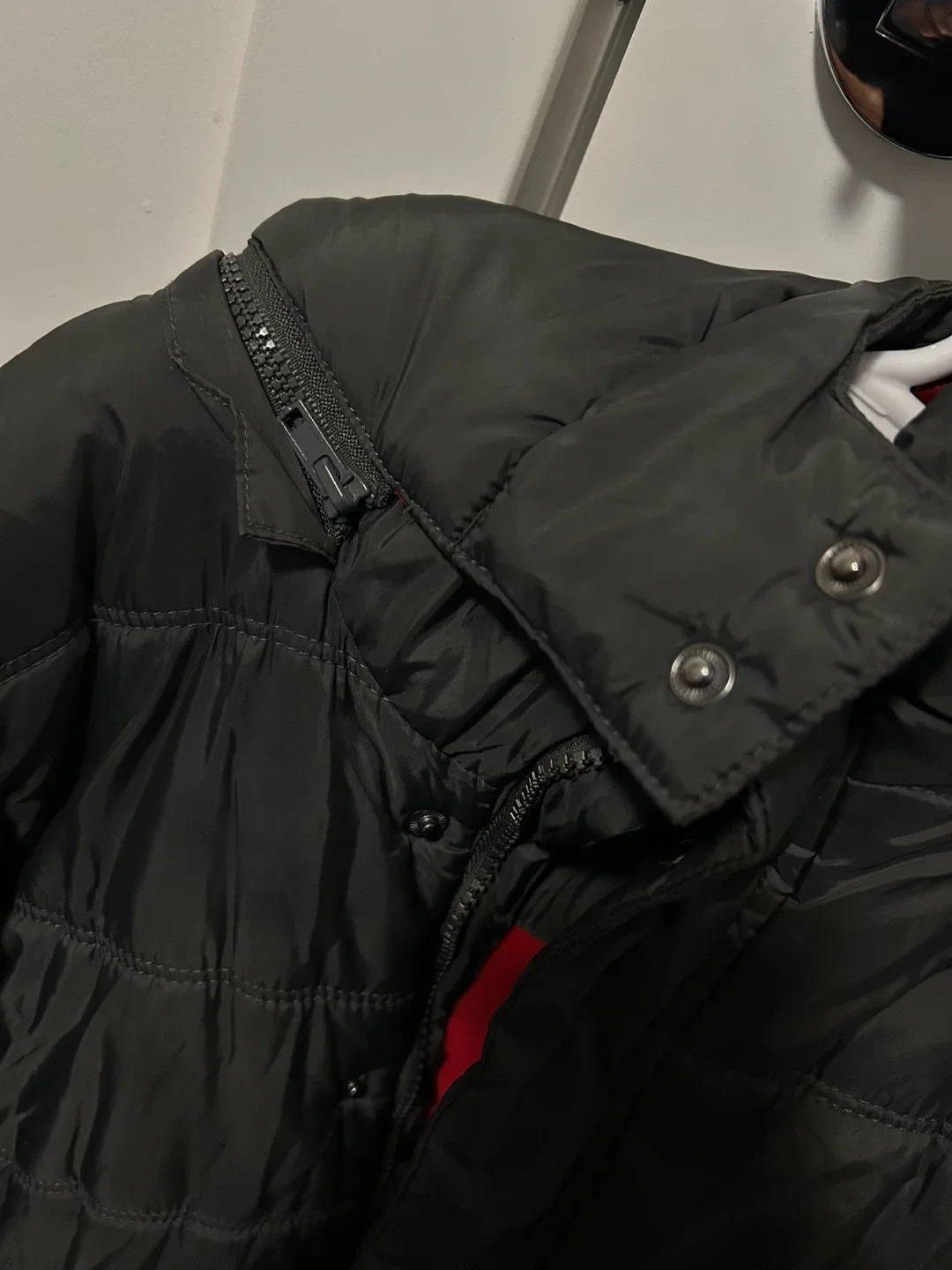 Kids' Black Puffer Jacket image indicator(4)