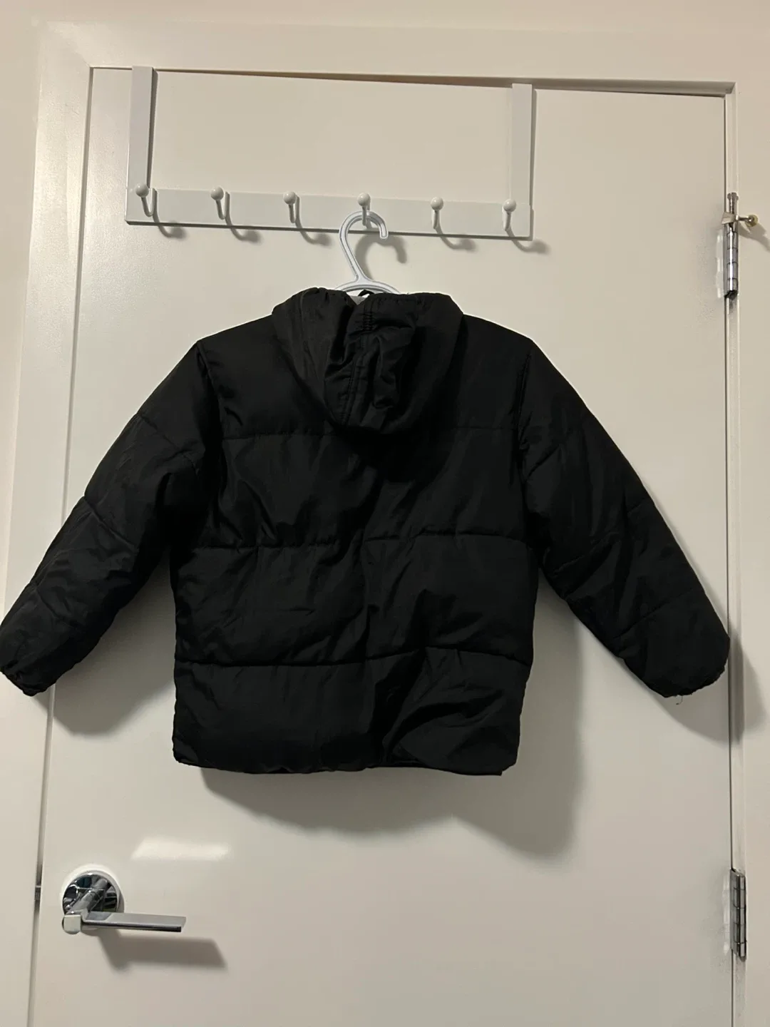 Old Navy Black Puffer Jacket - Size S image indicator(3)