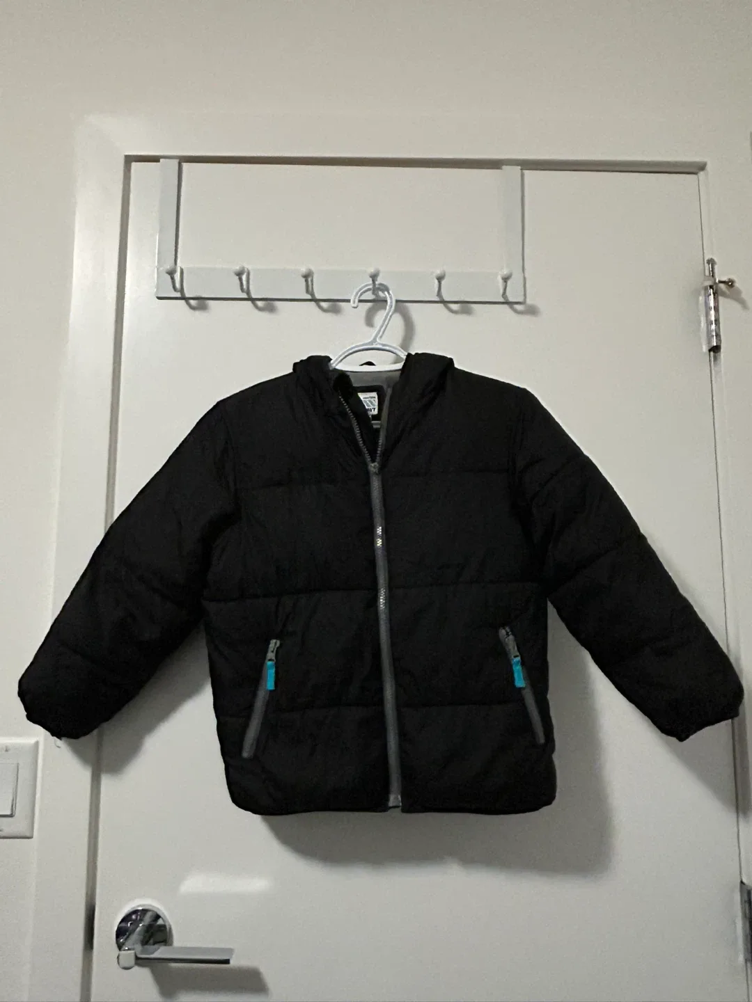Old Navy Black Puffer Jacket - Size S