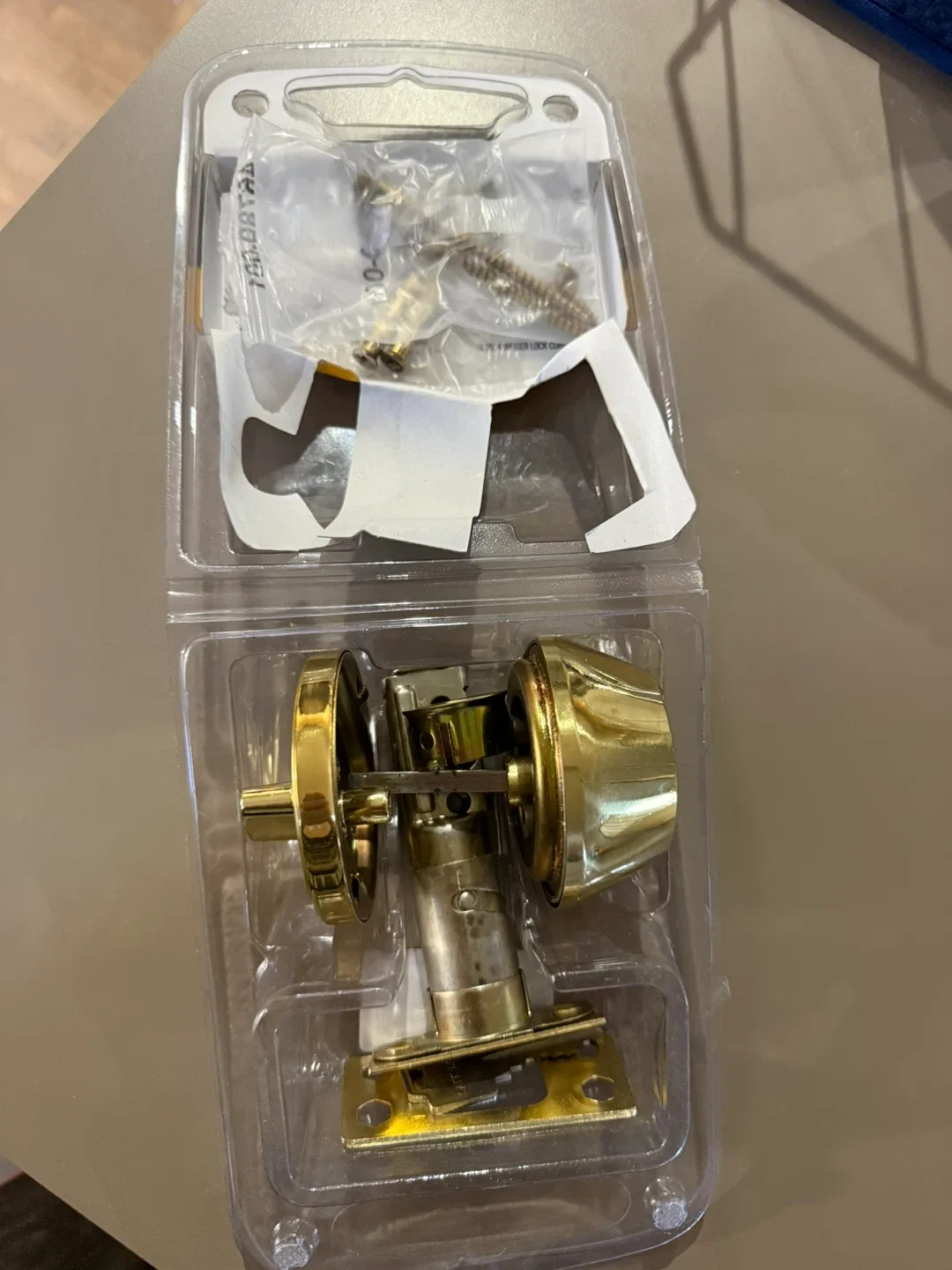 Weiser Safe Lock single-cylinder deadbolt image indicator(3)