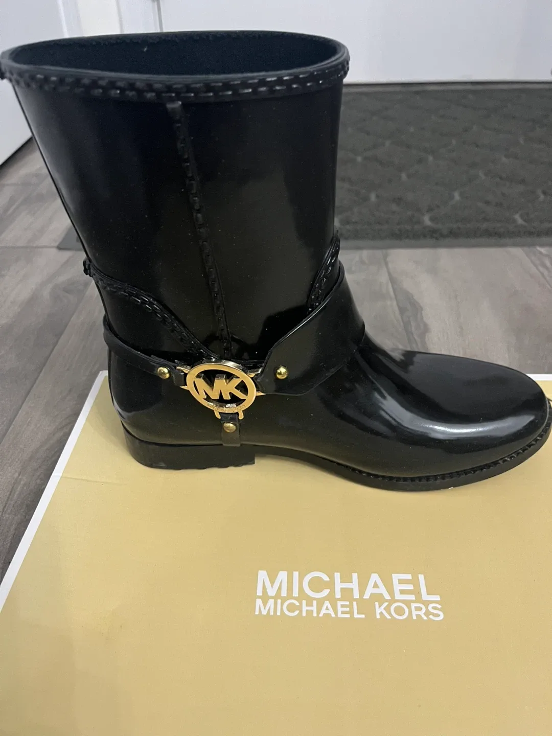 Michael Kors Black Boots image indicator(3)
