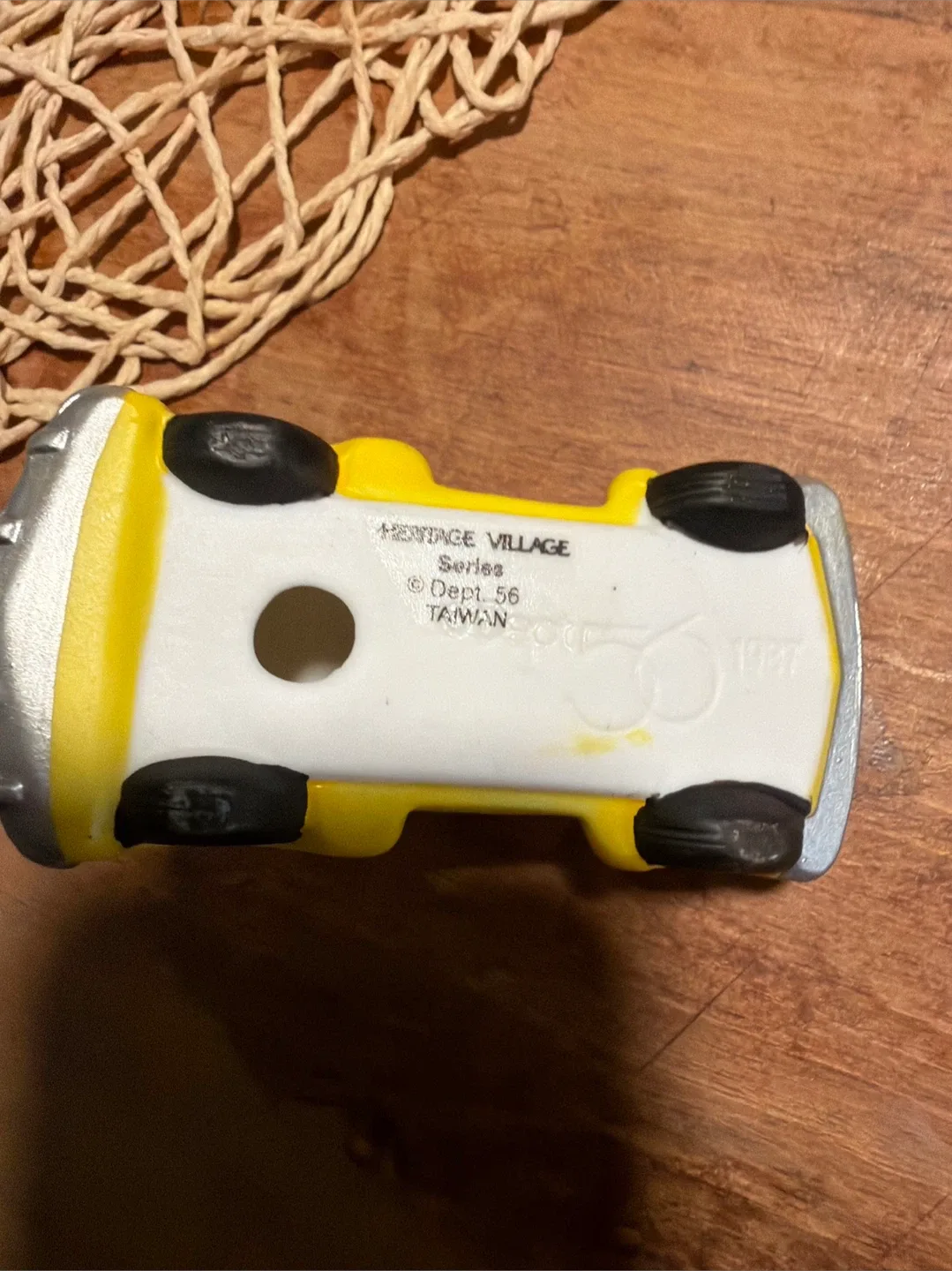 Heritage Village Dept. 56 Taxi Figurine image indicator(3)