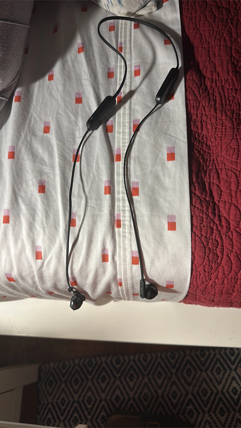 JBL Wireless In-Ear Headphones