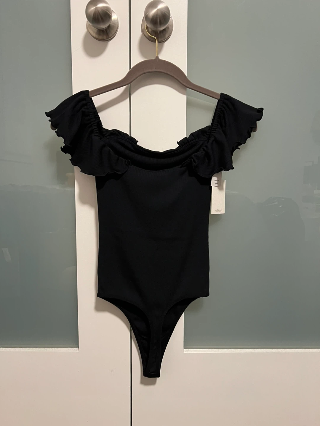 Brand new with tags: Aritzia Wilfred Maeva Bodysuit - Black, XXS