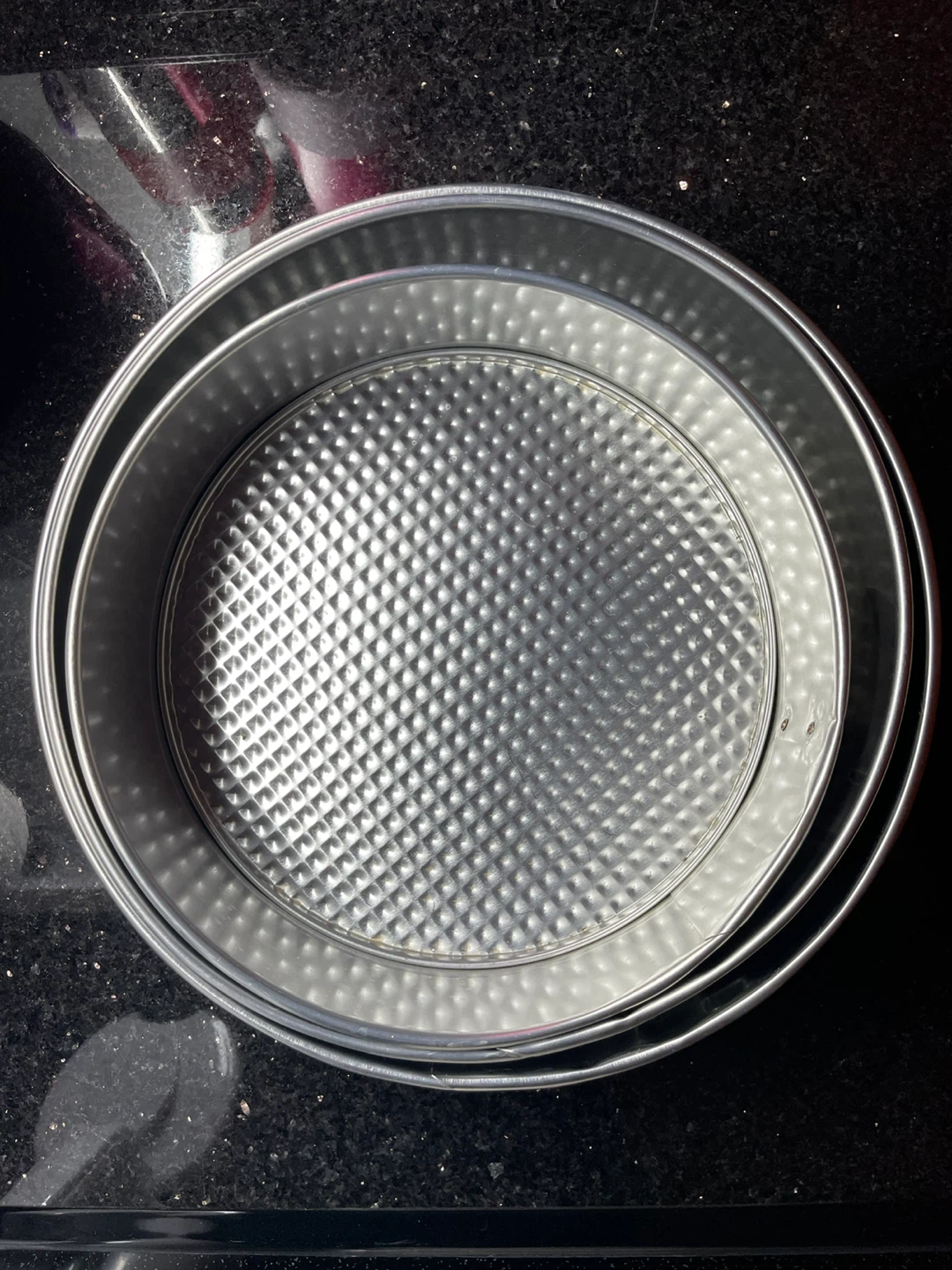 Set of 3 Round Cake Pans - photo 2
