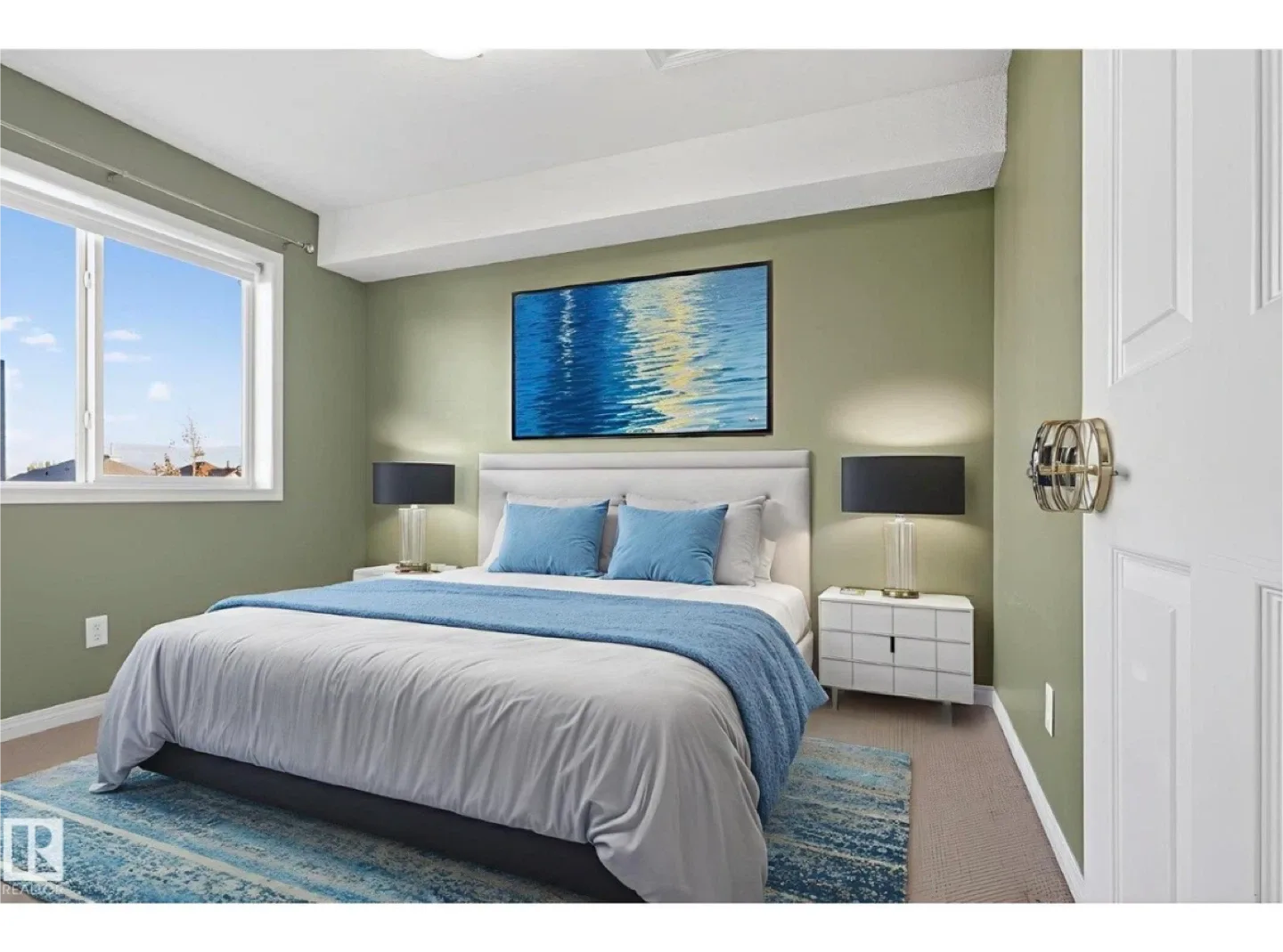 2 bedroom 1 bathroom condo for rent image indicator(6)