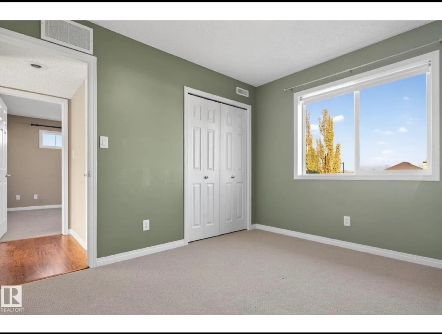 2 bedroom 1 bathroom condo for rent image indicator(10)