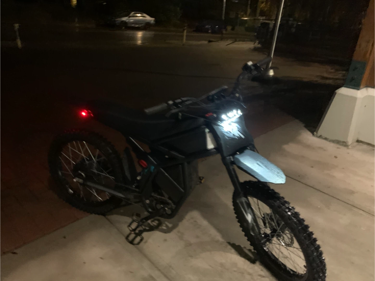 Gt73 Electric Dirt Bike - Great Condition! - photo 5