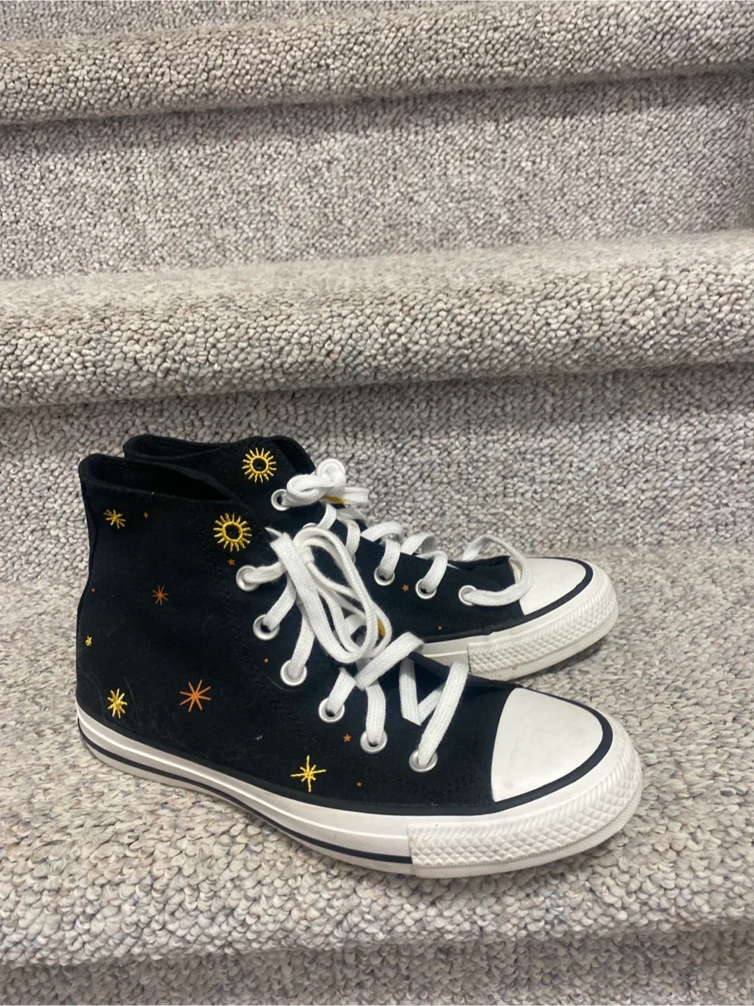 Converse Chuck Taylor All Star High Top - Size 7