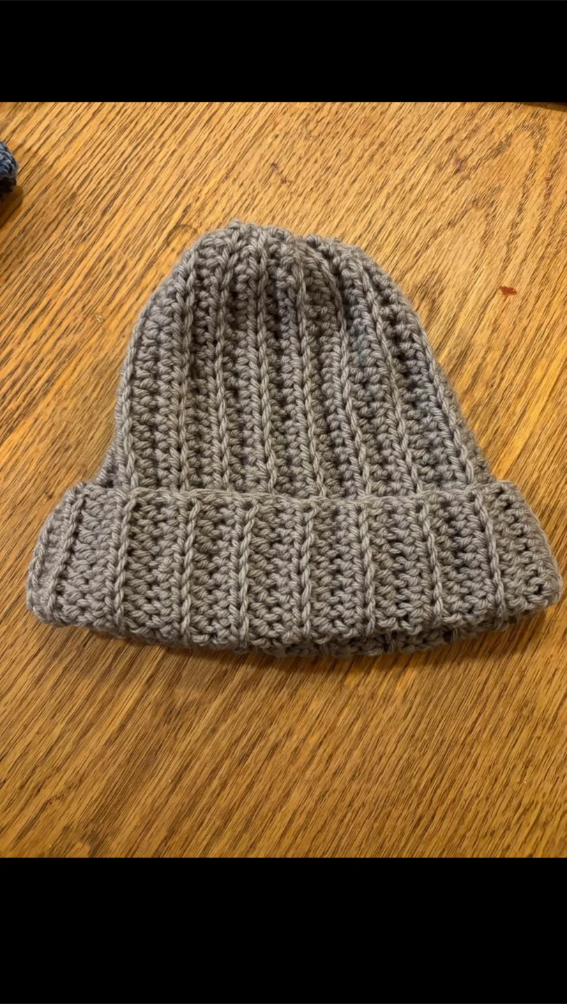 Handmade crochet toques - photo 2