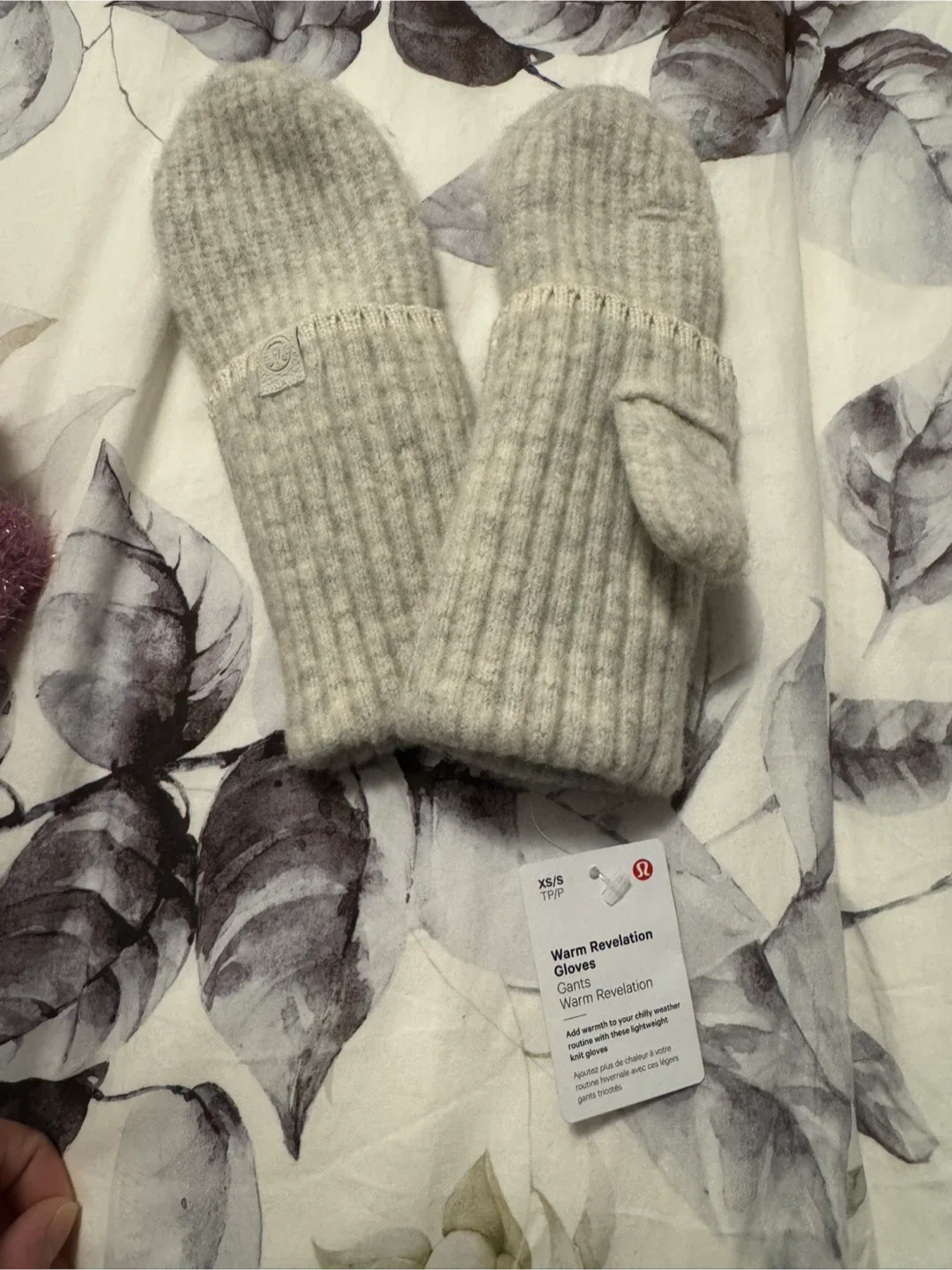 Lululemon Warm Revelation Gloves BRAND NEW - XS/S