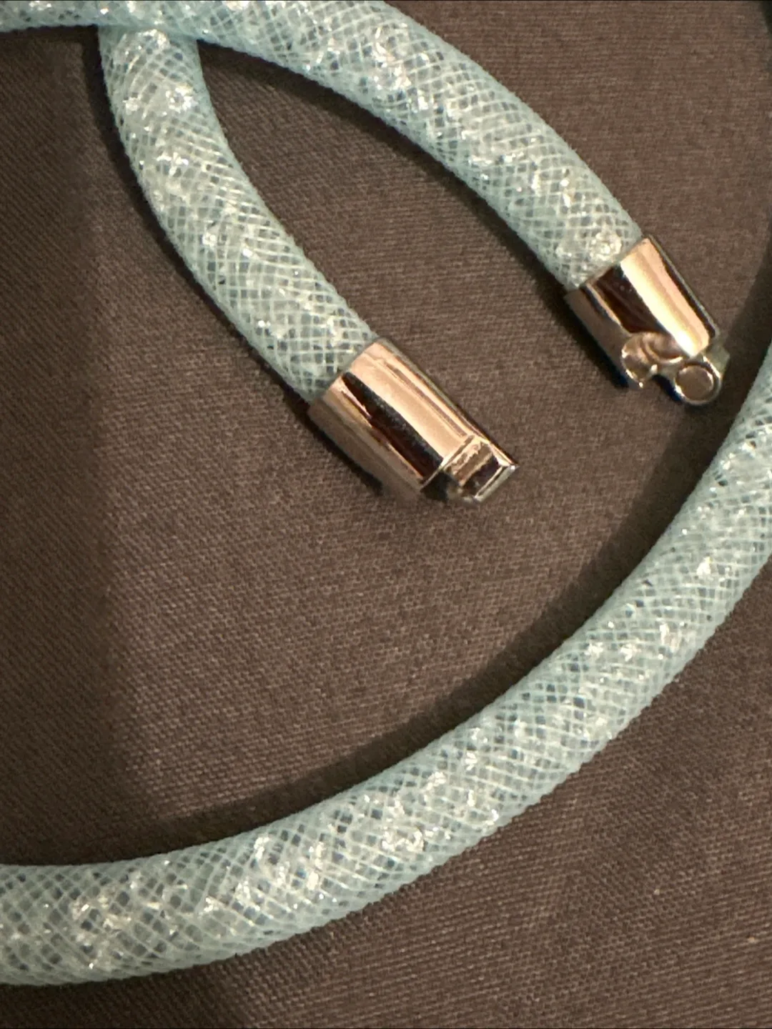 Swarovski necklace image indicator(2)