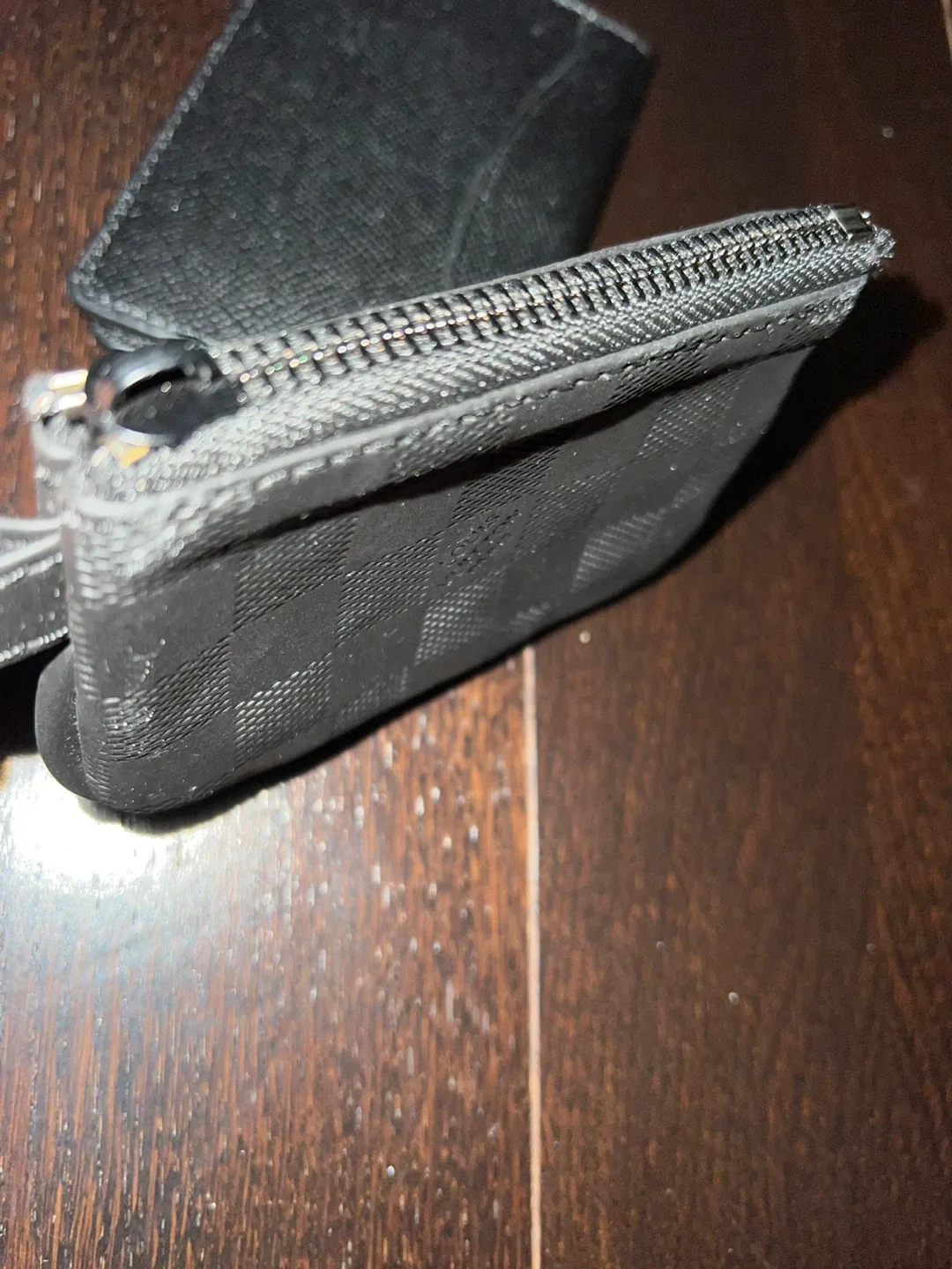 Louis Vuitton Damier Graphite Key Pouch image indicator(3)