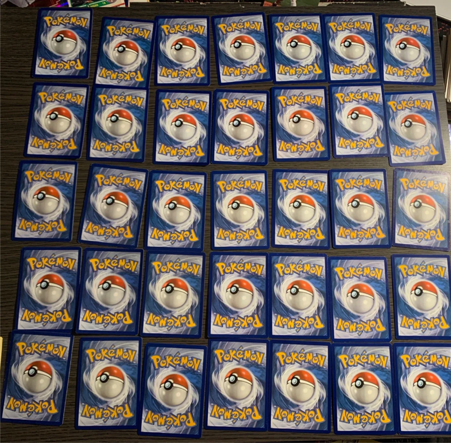 Pokémon Cards Lot image indicator(2)