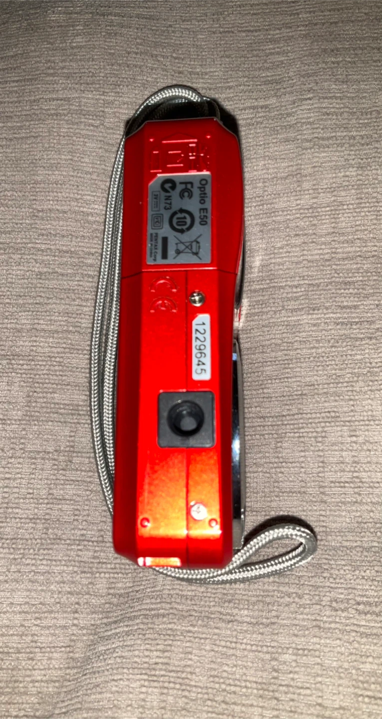 Pentax Optio E50 8.1MP Digital Camera - Red - photo 4