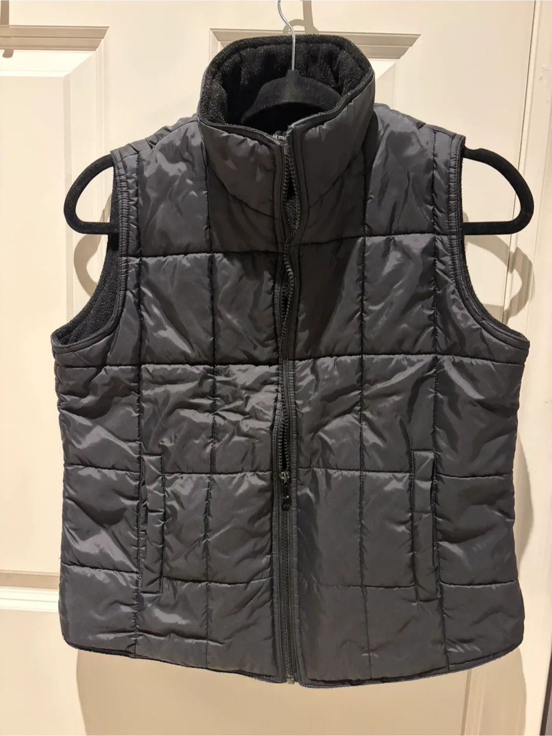Atmosphere Puffer Vest - Black/ Size M/M