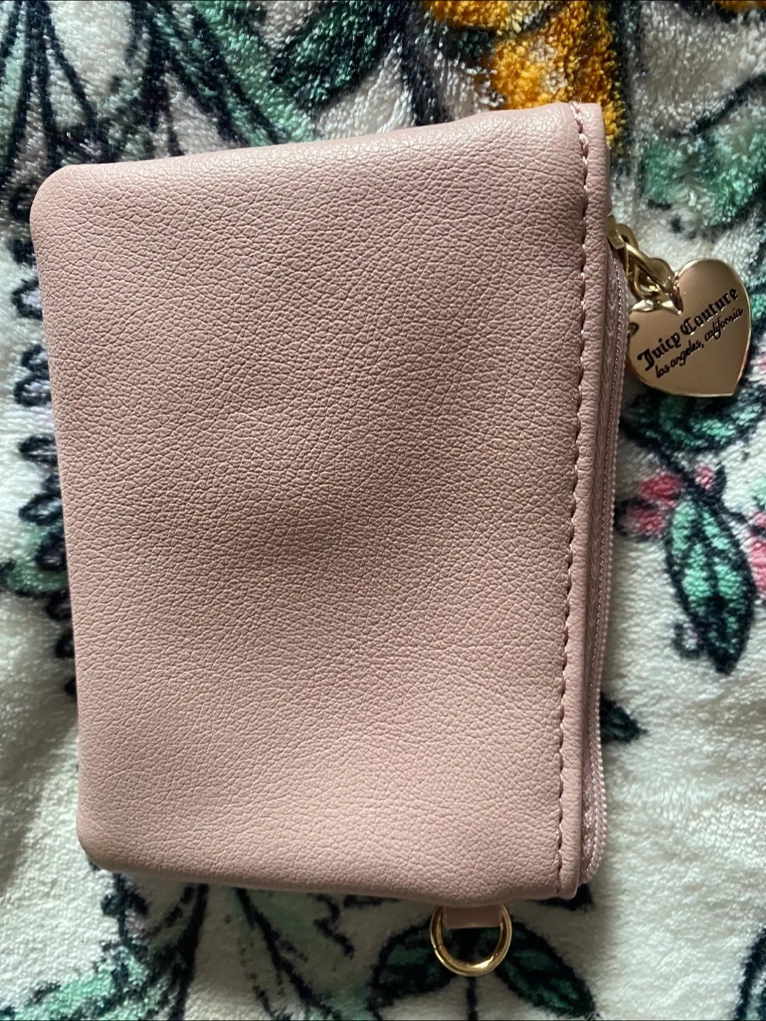 Juicy Couture Pink Wallet image indicator(2)