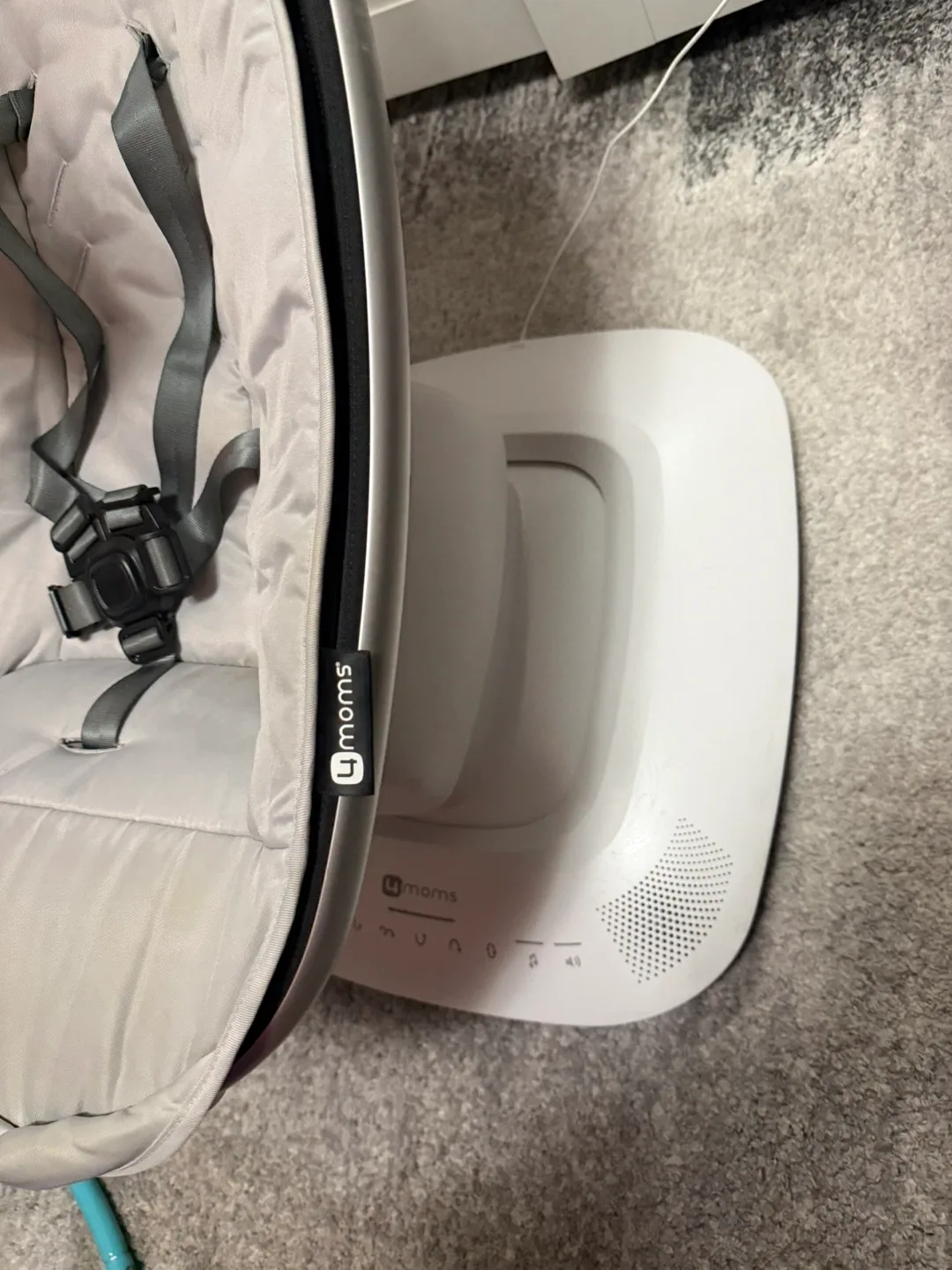 Vendo Cuna mobible stroller doona y mesedora 4 moms image indicator(6)