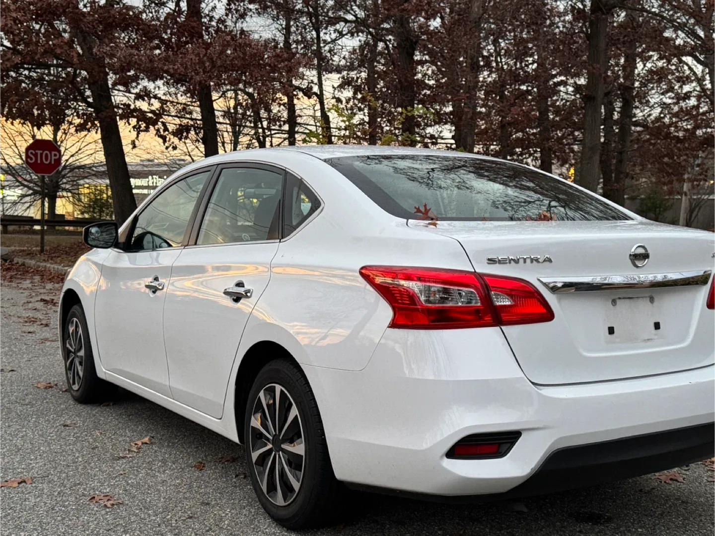 2017 Nissan Sentra · 1.8 S Sedan 4D 0 Accident image indicator(2)